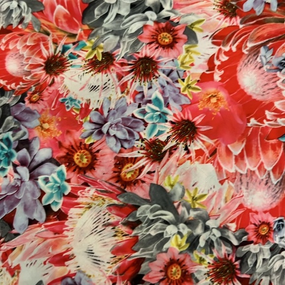 Lululemon Floral Print Wrap Front Sleeveless Top Yoga - Picture 7 of 8